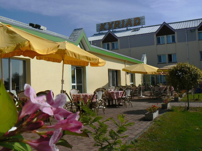 Contact Hotel Utah Beach Carentan - Anciennement Kyriad Zewnętrze zdjęcie